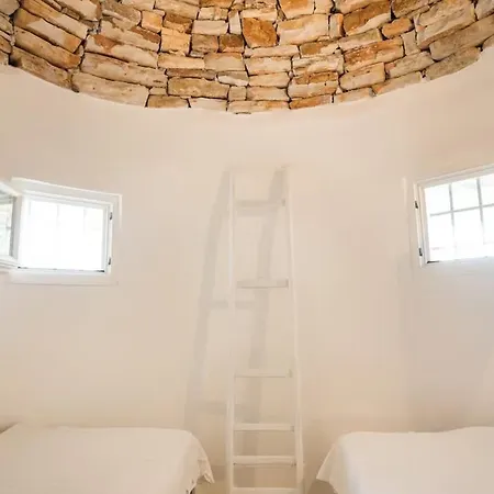 Trullo Dei Silvi 1 *
